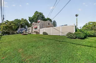 941 Lyman Ave, Peekskill, NY 10566 - Photo 5