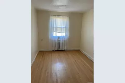 1086 Tulip Avenue, Franklin Square, NY 11010 - Photo 3
