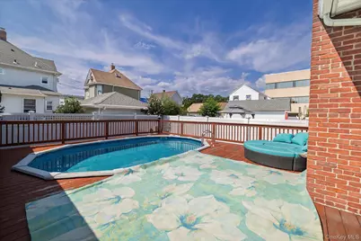 145 Bismark Avenue, Valley Stream, NY 11581 - Photo 17