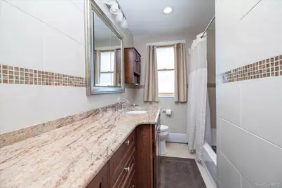145 Bismark Avenue, Valley Stream, NY 11581 - Photo 9