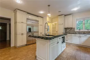 7 Cotswold Way, Scarsdale, NY 10583 - Photo 13