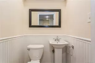 7 Cotswold Way, Scarsdale, NY 10583 - Photo 17