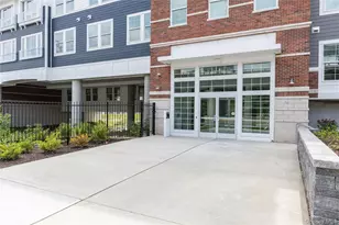 75 E Hoffman Ave, Lindenhurst, NY 11757 - Photo 3