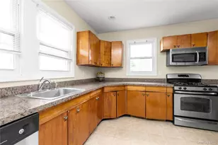 73 Liberty Ave, Mineola, NY 11501 - Photo 3