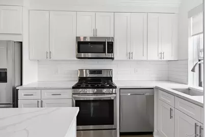 50 North Broadway #6H, White Plains, NY 10603 - Photo 11