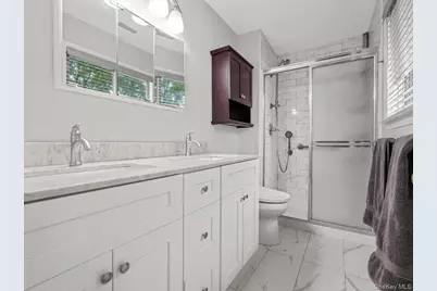 112 Dari Drive, Holbrook, NY 11741 - Photo 15