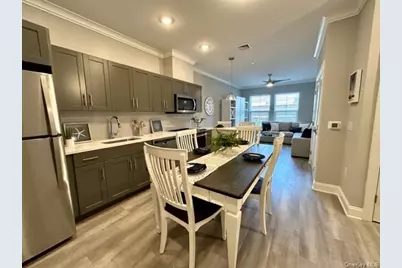 75 E Hoffman Avenue #4006, Lindenhurst, NY 11757 - Photo 3
