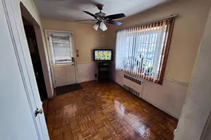 60 Liberty Blvd, Valley Stream, NY 11580 - Photo 7