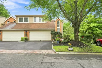 23 Willow Ridge Drive, Smithtown, NY 11787 - Photo 1