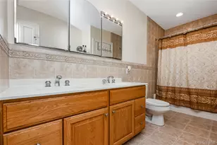 88-35 75th Ave, Glendale, NY 11385 - Photo 15