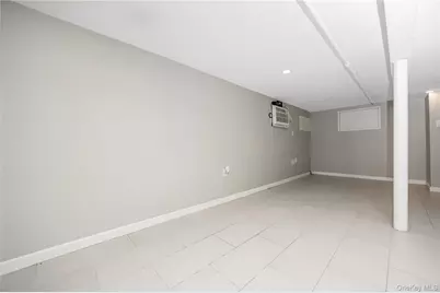 88-35 75th Avenue, Glendale, NY 11385 - Photo 19