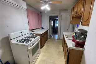 404 Baldwin Rd, Hempstead, NY 11550 - Photo 3