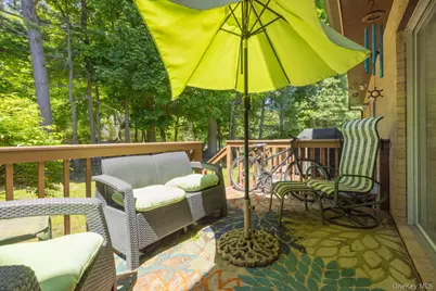 414 Pawnee Court, Suffern, NY 10901 - Photo 15