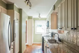 21 Courts Ln, Hudson, NY 12534 - Photo 11