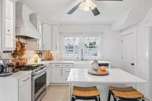 68 Lincoln Ave, Sayville, NY 11782 - Photo 15