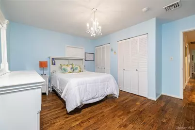 85 Jeffery Lane, Oceanside, NY 11572 - Photo 21