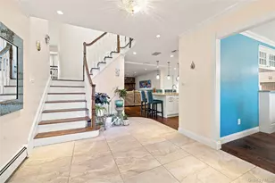 85 Jeffery Ln, Oceanside, NY 11572 - Photo 3