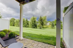415 Gardenia Dr, Rhinebeck, NY 12572 - Photo 27