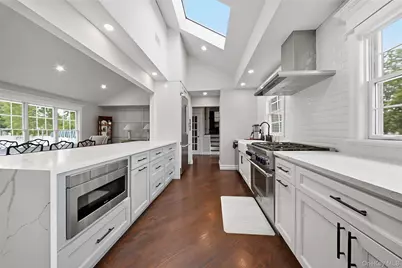 5 Renee Place, Massapequa Park, NY 11762 - Photo 5
