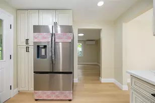22 Henmond Blvd, Poughkeepsie, NY 12603 - Photo 5