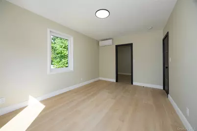 22 Henmond Boulevard, Poughkeepsie, NY 12603 - Photo 21