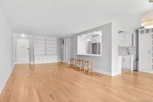 2 Washington Square, Larchmont, NY 10538 - Photo 5