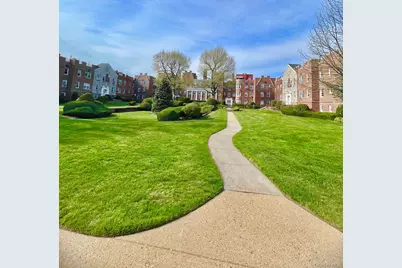 104 S Village Avenue #1H, Rockville Centre, NY 11570 - Photo 1