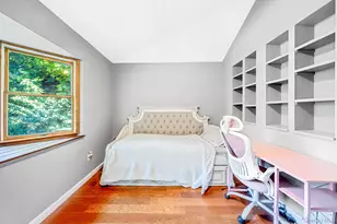 187 Oak St, Medford, NY 11763 - Photo 33