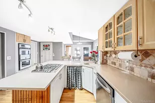 187 Oak St, Medford, NY 11763 - Photo 29
