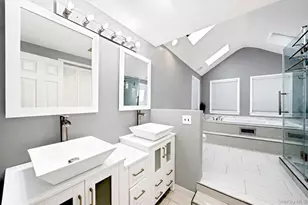 187 Oak St, Medford, NY 11763 - Photo 37