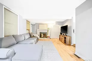 187 Oak St, Medford, NY 11763 - Photo 19