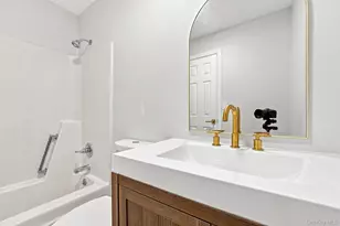 38 Heritage Dr, New City, NY 10956 - Photo 17