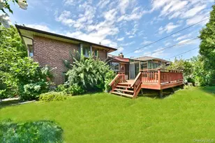 12 Leonard Rd, Syosset, NY 11791 - Photo 35
