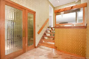 12 Leonard Rd, Syosset, NY 11791 - Photo 7