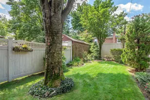 33-24 214th St, Bayside, NY 11361 - Photo 29