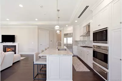 3000 Royal Court #3206, North Hills, NY 11040 - Photo 13