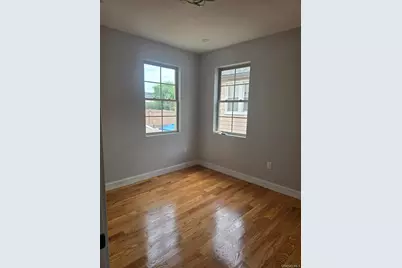 13055 123rd Street, Ozone Park, NY 11420 - Photo 5