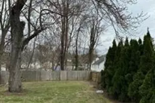 93 Worrall Ave, Poughkeepsie, NY 12603 - Photo 11