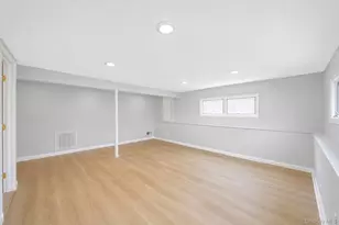 18 Dexter Ln, Kings Park, NY 11754 - Photo 21