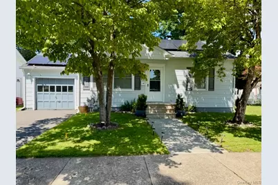 18 Gariss Street, Port Jervis, NY 12771 - Photo 1