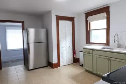 193 N Hamilton Street, Poughkeepsie, NY 12601 - Photo 13