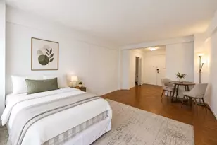 333 E 46th St, New York, NY 10017 - Photo 5
