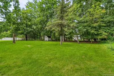 9 Memory Lane, Poughkeepsie, NY 12603 - Photo 31