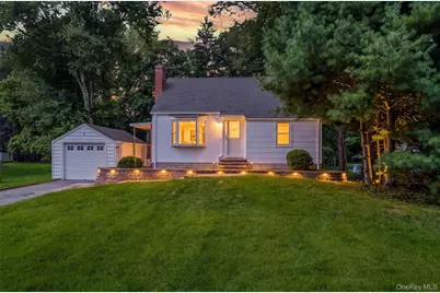 9 Memory Lane, Poughkeepsie, NY 12603 - Photo 1