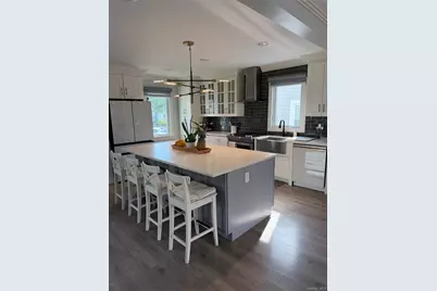 1016 Theodora Street, Franklin Square, NY 11010 - Photo 3