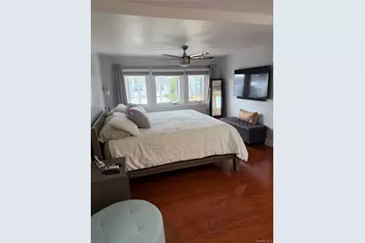 1016 Theodora Street, Franklin Square, NY 11010 - Photo 7