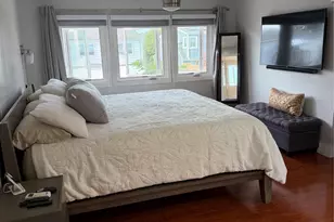 1016 Theodora St, Franklin Square, NY 11010 - Photo 7