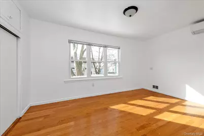 70-15 Manse Street, Forest Hills, NY 11375 - Photo 13