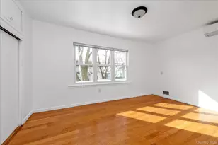 70-15 Manse St, Forest Hills, NY 11375 - Photo 13