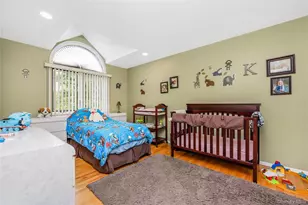 14 Arthur St, Farmingdale, NY 11735 - Photo 23